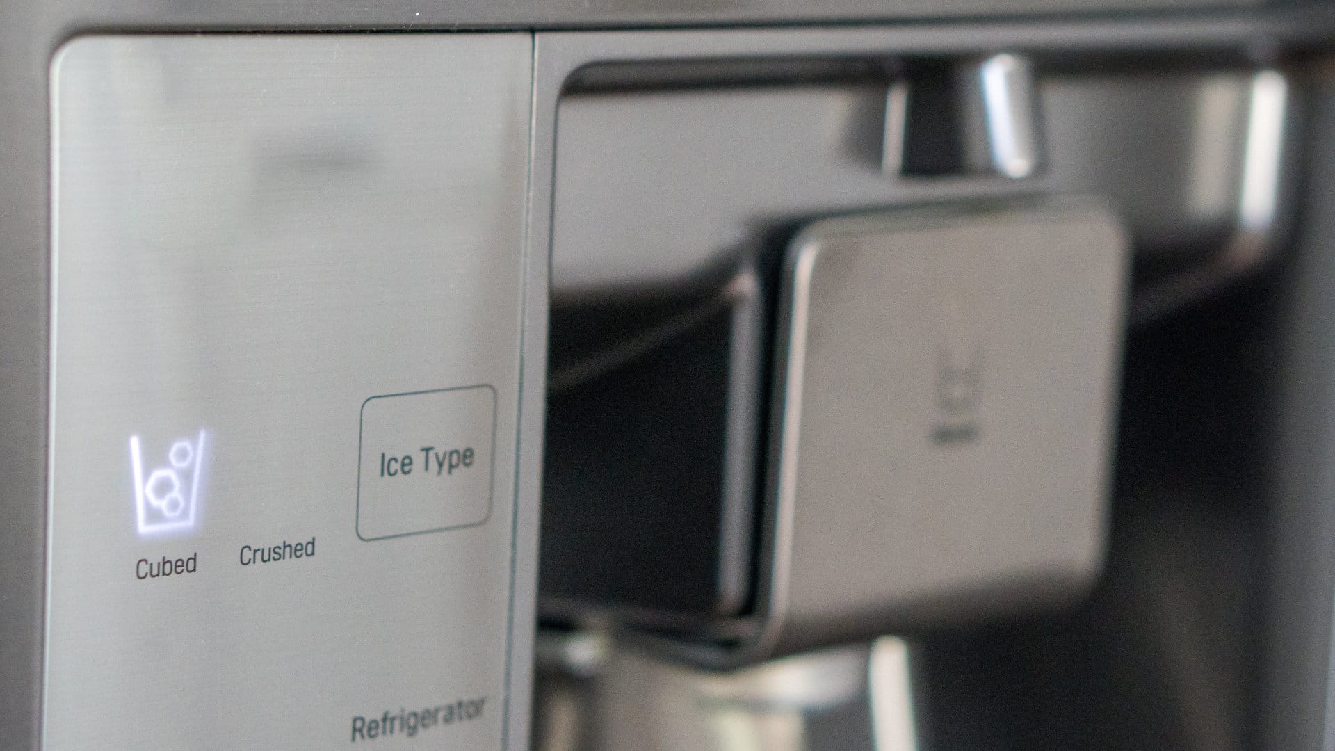 Featured image for “Samsung Ice Maker Issues? Here are 5 Fixes”